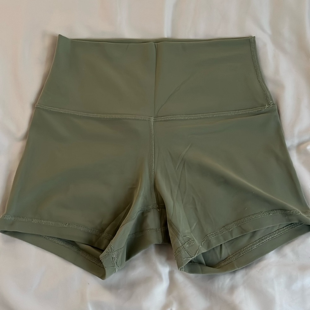Lululemon Align shorts